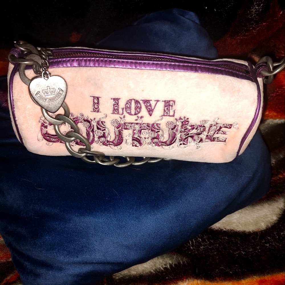 GUC Vintage Y2K Juicy Couture Bag Barrel Handbag Baby Pink Velour I Love Couture